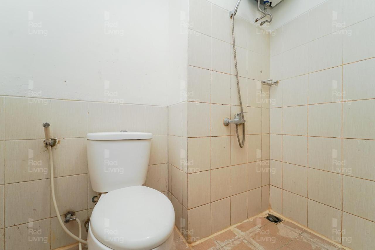 Sumedang Redliving Apartemen Easton Park Jatinangor - Azhimah Rooms חדר תמונה