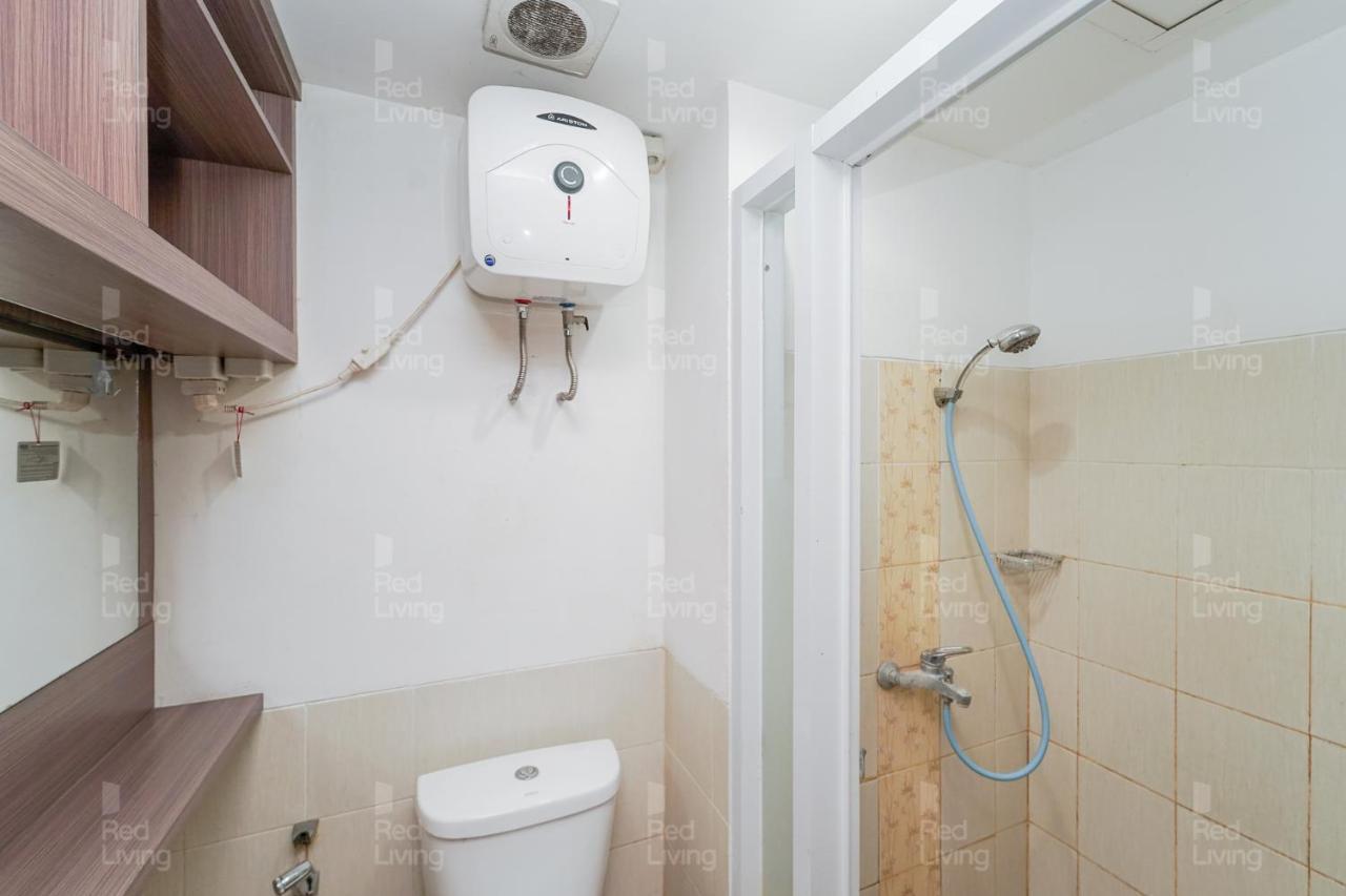 Sumedang Redliving Apartemen Easton Park Jatinangor - Azhimah Rooms מראה חיצוני תמונה